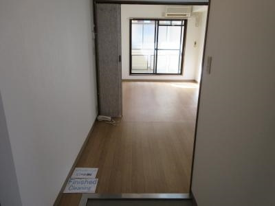 レジデンスオザックの内装|玄関から～