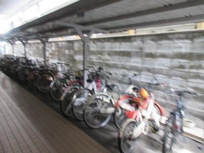 レジデンスオザックの駐車場|駐輪場