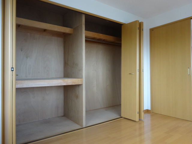 第一中村マンションの収納|参考、同建物・反転間取りの号室