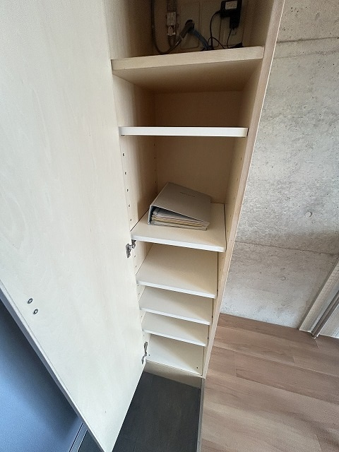 ドゥーエ新丸子の玄関