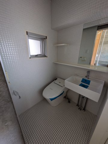 ドゥーエ新丸子のトイレ