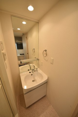 【独立洗面台】 | プレサンスＫＯＢＥアモーレ