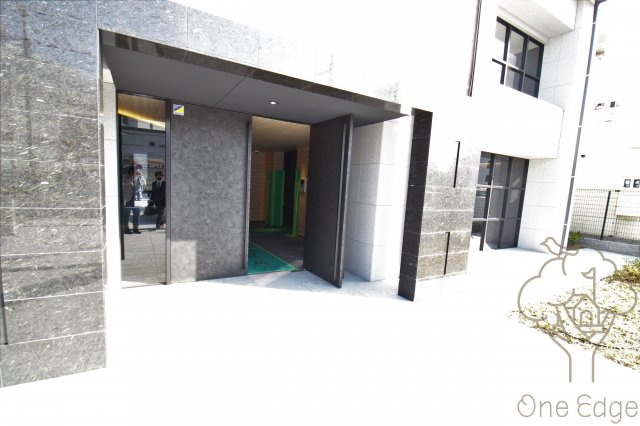 S-RESIDENCE福島grandeのエントランス