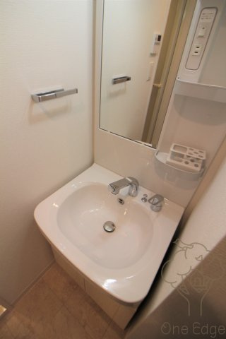 S-RESIDENCE福島grandeの独立洗面台