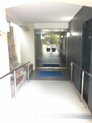 【エントランス】 | パラッツォ赤坂 | エントランス