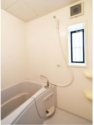 【浴室】 | ラ・テール参番館 | きれいなお風呂です