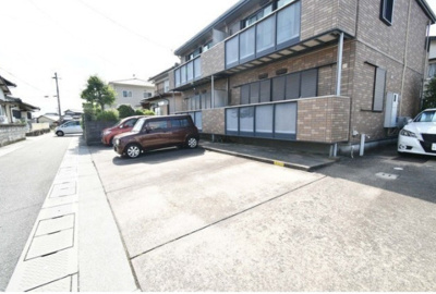 【外観】 | ラ・テール参番館 | 物件の外観です