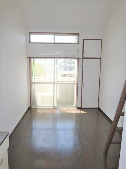 ロフトH＆Aの洋室|落ち着いた色調の洋室です