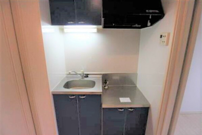 【キッチン】 | リブレア久留米大学駅前A棟 | コンパクトなキッチンで掃除もラクラク