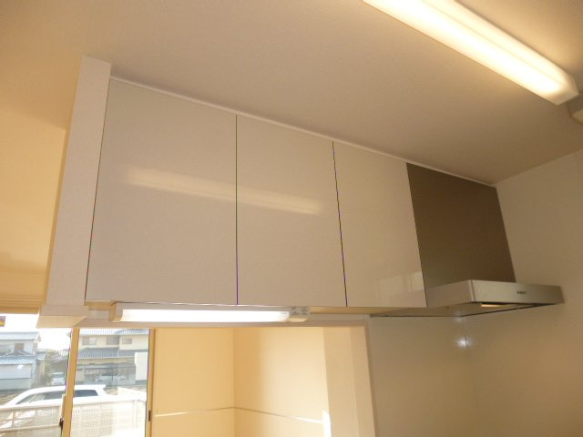 ハートフルのキッチン|キッチン上収納