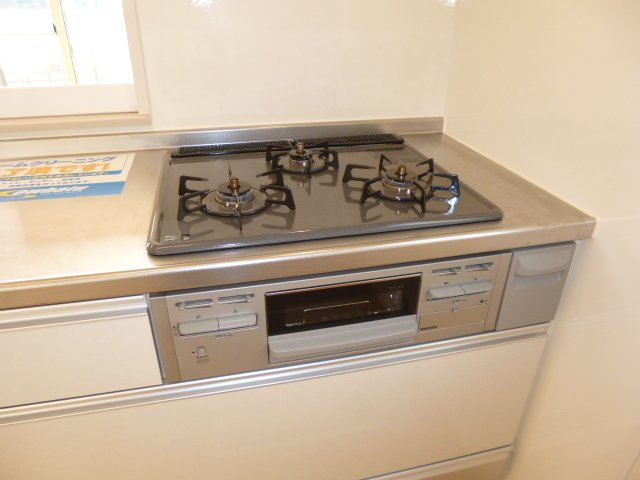 ハートフルのキッチン|3口ガスコンロ