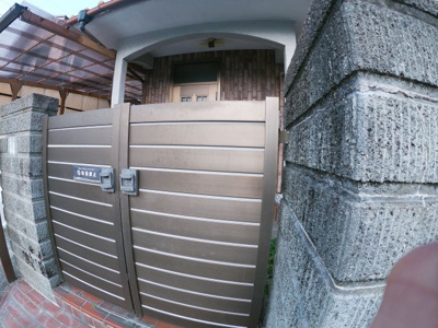 【外観】 | 大津市真野2丁目2-2　中古戸建 | 入口