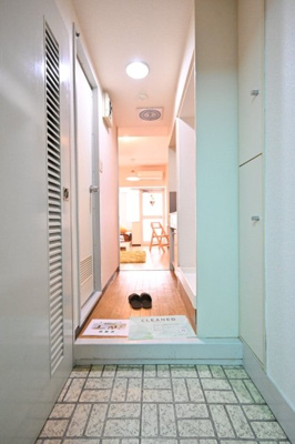 【玄関】 | 池袋シティハイツ | ※家具・小物はイメージです