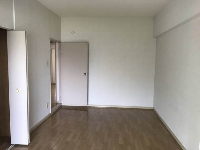 エルドメーヌ志村の居間・リビング