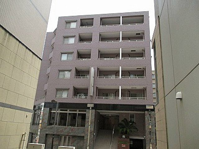 ラフィーネ港北のエントランス