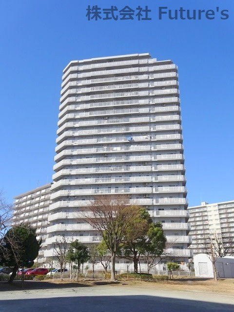 パークフィールドみさとテラ・ウエスト４街区２号館の外観|その他の物件や、住宅ローン等についてもお気軽にお問い合わせください。