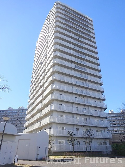 パークフィールドみさとテラ・ウエスト４街区２号館の外観|リフォームの詳細についてもお気軽にお問い合わせください。