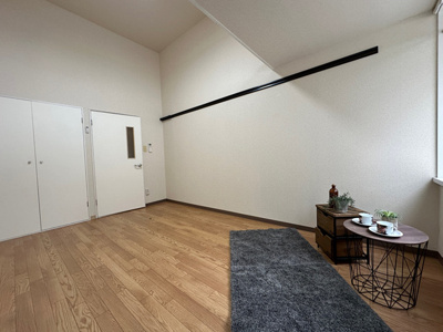 【寝室】 | ジャルダンA | 南向き洋室7帖☆クローゼットがあります！お洋服の多い方もお部屋が片付いて快適に過ごせますね♪