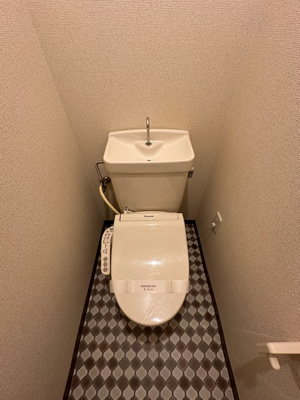 【トイレ】 | ジャルダンA | 人気のシャワートイレ・バストイレ別です♪トイレが独立していると使いやすいですよね☆