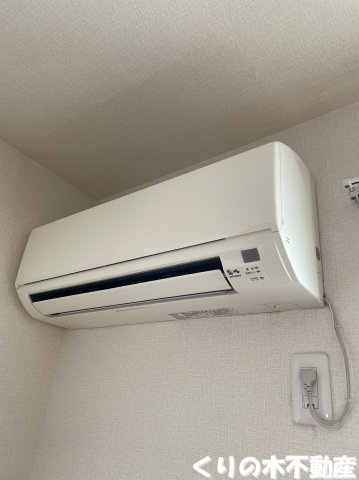 【設備】 | エスポワールＭＡＮＡＢＥ　A棟 | エアコン付き