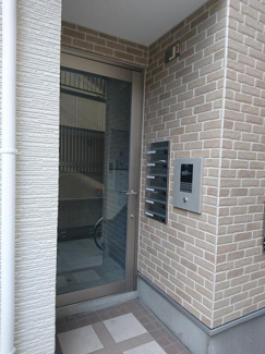 【エントランス】