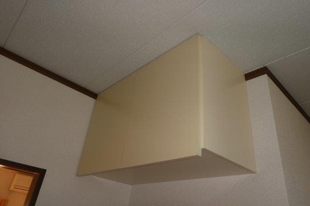 キッコウハイネスBの収納|洗濯機上棚