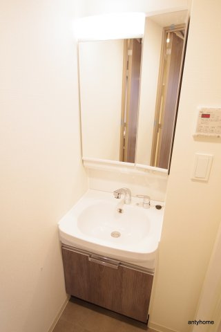 BPRレジデンス天満橋　仲介手数料無料の洗面所