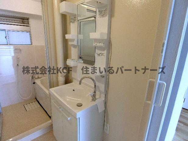 グランカーサ清蘭の洗面所|ゆったりとスペースのある洗面所