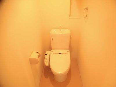 I-arts七条大宮（アイアーツ七条大宮）のトイレ|ウォシュレット