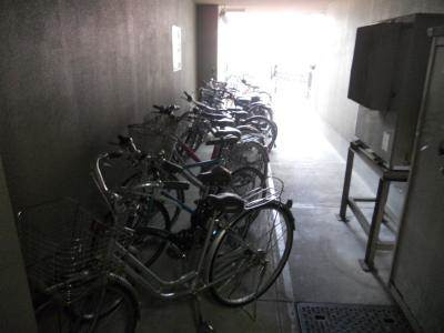 アミスタ堀川の駐車場|駐輪場