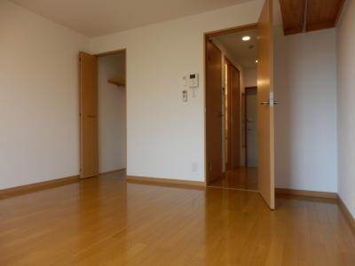 フラッティ梅小路の子供部屋|洋室