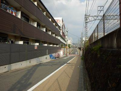 フラッティ梅小路の周辺|前面道路