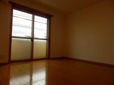 フラッティ梅小路の居間・リビング