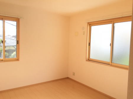 グランボヌール花屋敷 A棟の寝室|洋室