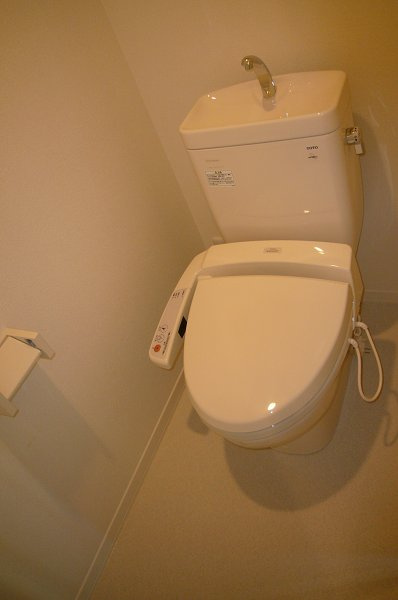 ルーピンクーハウスのトイレ|トイレはもちろん温水洗浄便座付き♪