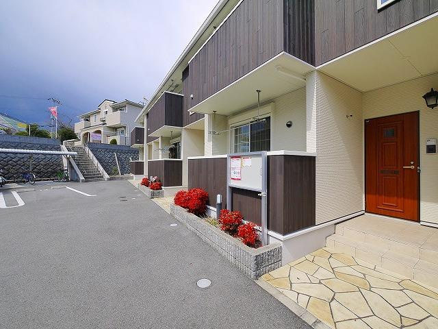 プリムローズ（奈良市敷島町）のその他共用部分|落ち着いた共用スペースです
