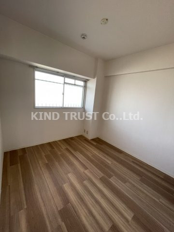 北梅田パーク・レジデンスの居間・リビング|使いやすいリビングです