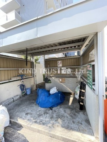 北梅田パーク・レジデンスのその他共用部分|敷地内ごみ置き場です