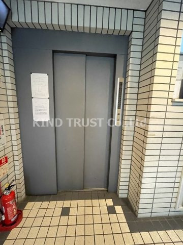 北梅田パーク・レジデンスのロビー|落ち着いたロビーです