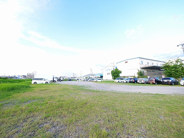 M・EモータープールCの駐車場