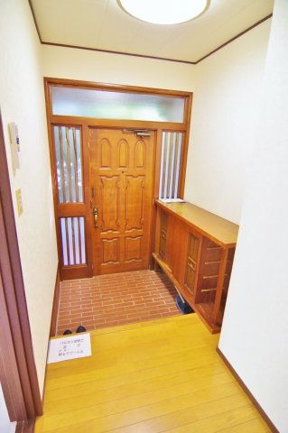 南荻島佐藤貸家の玄関|広くて使い勝手の良い玄関♪