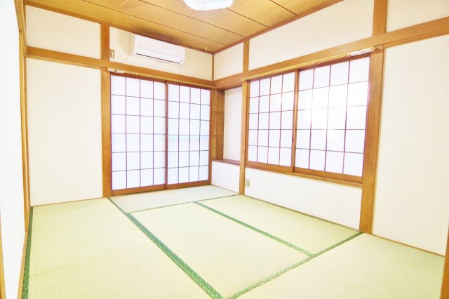 南荻島佐藤貸家の和室|１階和室の写真です♪