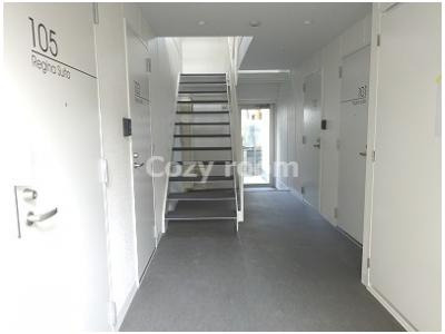 【その他共用部分】 | レジーナ吹田 | 共有廊下です。