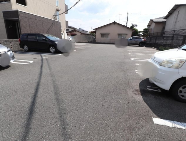 熊本市東区御領４丁目のアパートの駐車場