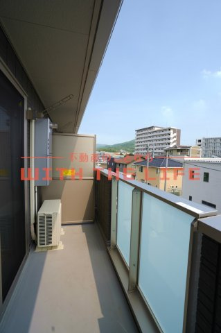 ガナール【キャッシュバック対象】のバルコニー|お洗濯にも便利なバルコニー付き