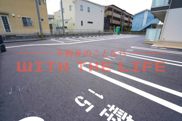 ガナール【キャッシュバック対象】の駐車場|駐車場完備です