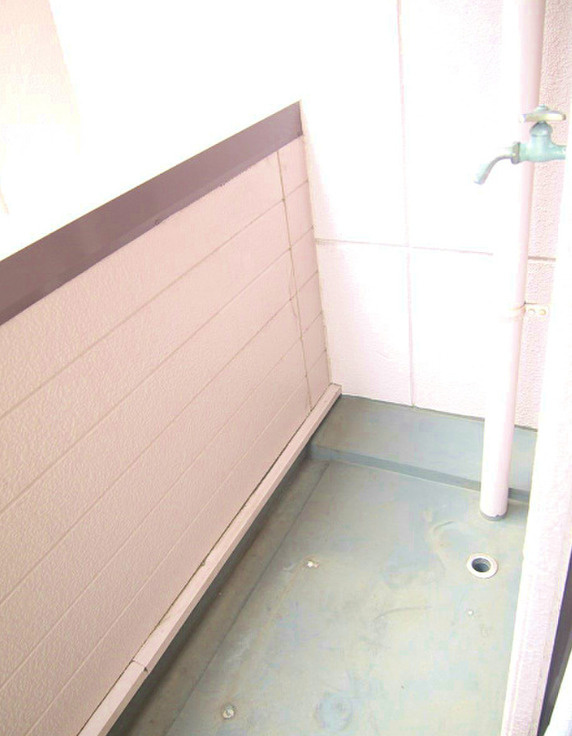 NO.7山一ビルのバルコニー