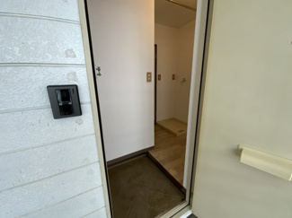【玄関】 | ダイヤモンドメゾン南町 | シンプルで使いやすい玄関です