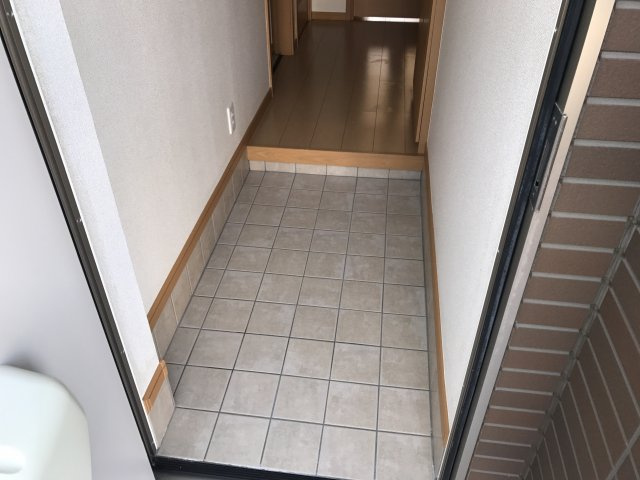 フルール セゾン Ⅱの玄関