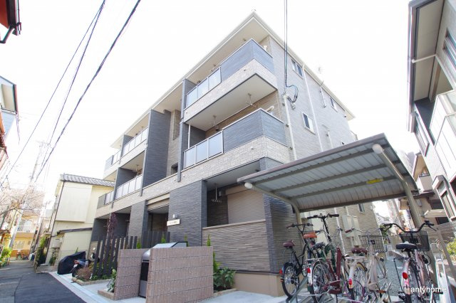 クレスト神崎川の外観